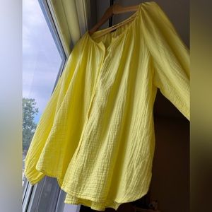 Gap yellow crinkle gauze blouse. Washed but never worn.